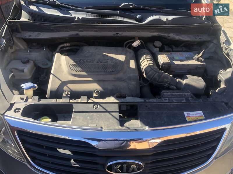 Позашляховик / Кросовер Kia Sportage 2010 в Мукачевому