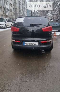 Внедорожник / Кроссовер Kia Sportage 2014 в Новомосковске