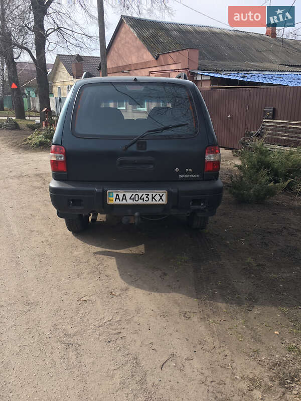 Позашляховик / Кросовер Kia Sportage 1998 в Прилуках