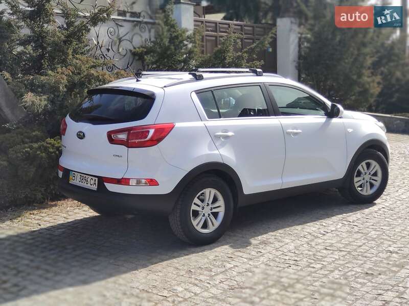 Позашляховик / Кросовер Kia Sportage 2013 в Полтаві фото 12 Позашляховик / Кросовер Kia Sportage 2013 в Полтаві