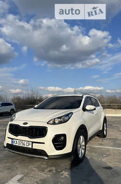 Внедорожник / Кроссовер Kia Sportage 2016 в Киеве