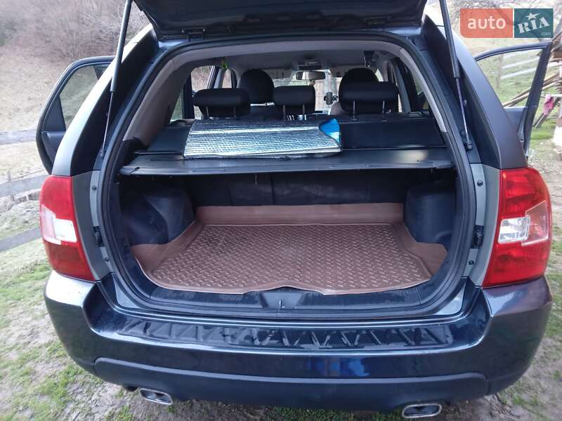 Внедорожник / Кроссовер Kia Sportage 2008 в Рахове