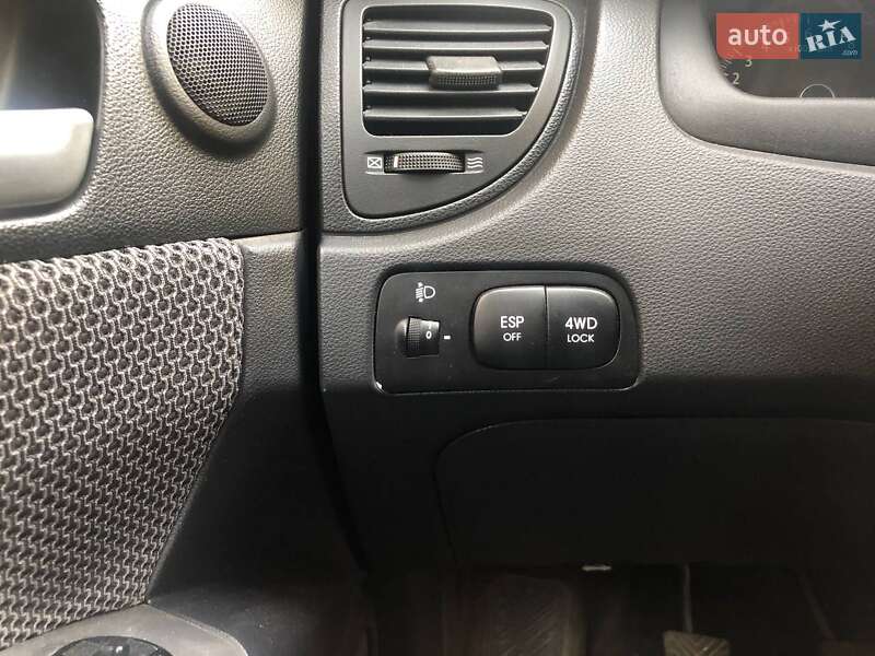 Внедорожник / Кроссовер Kia Sportage 2009 в Старом Самборе