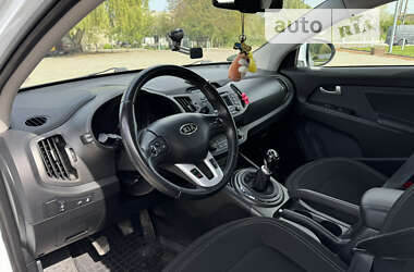 Внедорожник / Кроссовер Kia Sportage 2011 в Владимир-Волынском