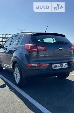 Внедорожник / Кроссовер Kia Sportage 2013 в Киеве