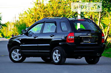 Позашляховик / Кросовер Kia Sportage 2009 в Дніпрі