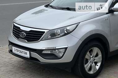 Внедорожник / Кроссовер Kia Sportage 2011 в Полтаве