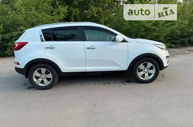 Позашляховик / Кросовер Kia Sportage 2011 в Полтаві