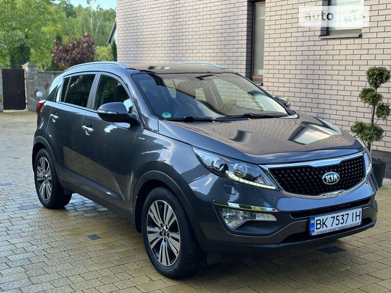 Внедорожник / Кроссовер Kia Sportage 2014 в Радивилове