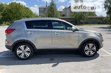 Внедорожник / Кроссовер Kia Sportage 2014 в Здолбунове