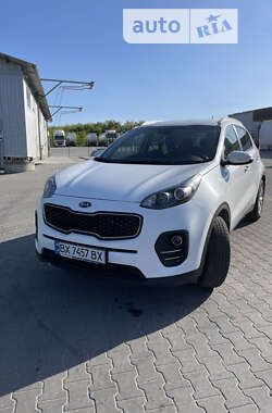 Позашляховик / Кросовер Kia Sportage 2016 в Хмельницькому