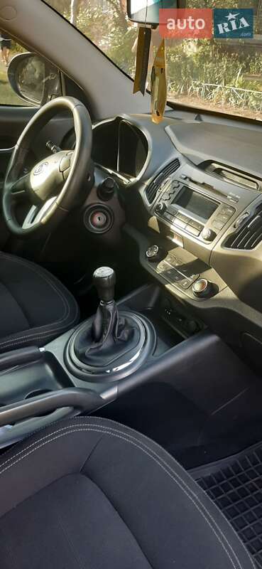 Внедорожник / Кроссовер Kia Sportage 2012 в Горишних Плавнях