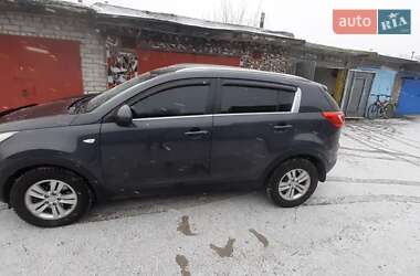 Внедорожник / Кроссовер Kia Sportage 2012 в 