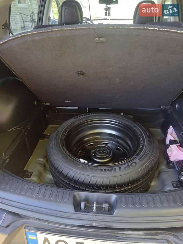 Внедорожник / Кроссовер Kia Sportage 2012 в Ратным