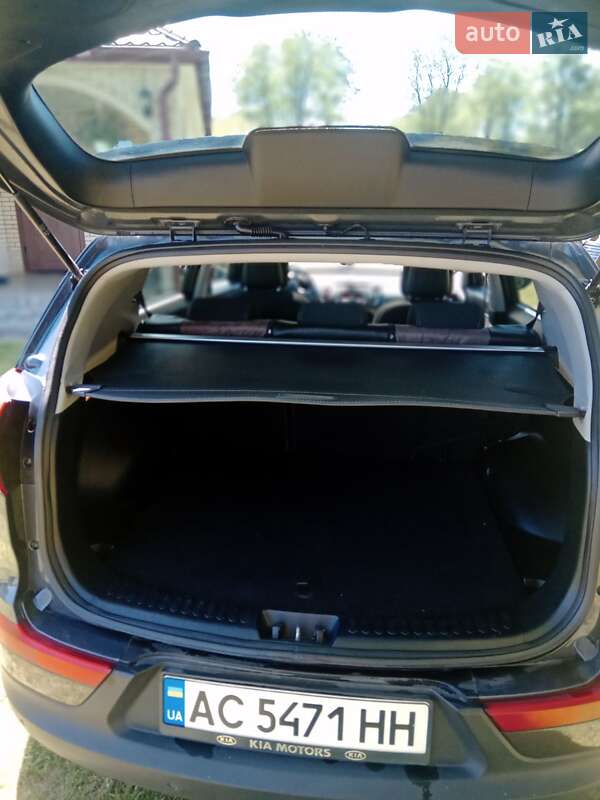 Внедорожник / Кроссовер Kia Sportage 2012 в Ратным