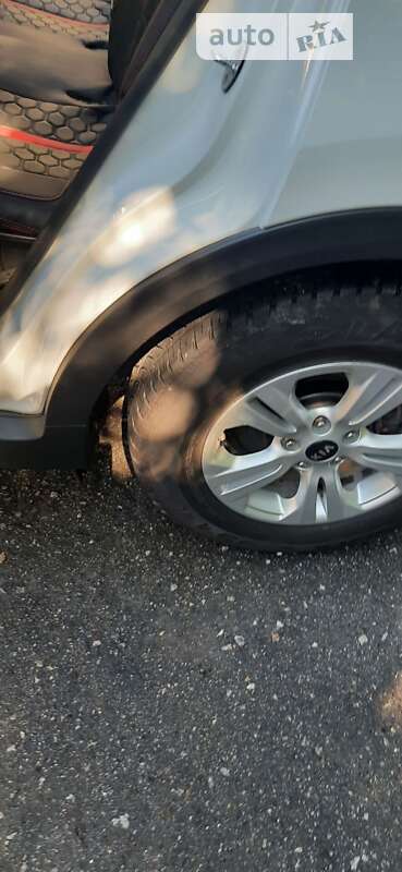 Позашляховик / Кросовер Kia Sportage 2016 в Мурованих Курилівцях