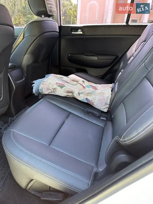 Kia Sportage 2015 VIN KNAPL813BGK005086 фото оголошення 19 з 46