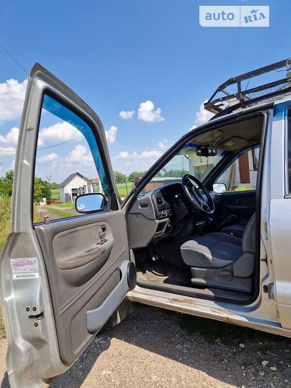 Внедорожник / Кроссовер Kia Sportage 2002 в Луцке фото 4 Внедорожник / Кроссовер Kia Sportage 2002 в Луцке