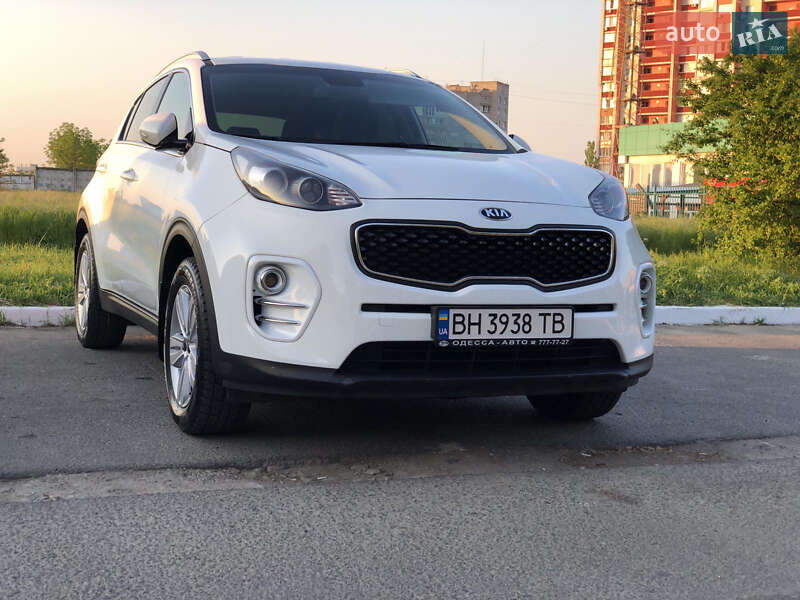 Позашляховик / Кросовер Kia Sportage 2018 в 
