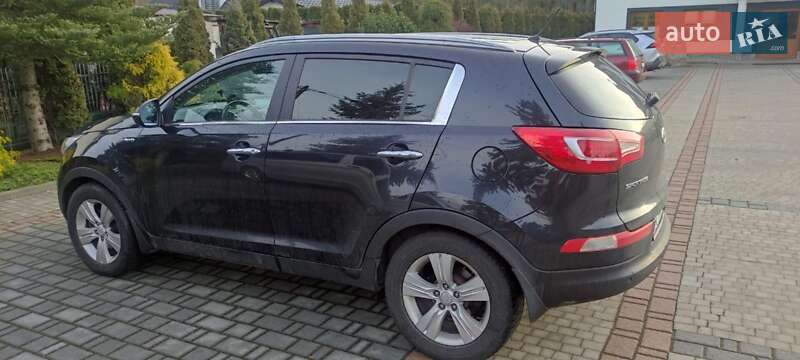 Внедорожник / Кроссовер Kia Sportage 2012 в Киеве