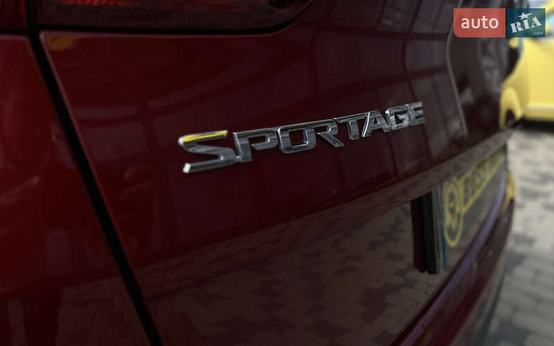 Внедорожник / Кроссовер Kia Sportage 2016 в Мукачево
