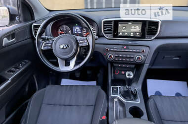 Внедорожник / Кроссовер Kia Sportage 2018 в 