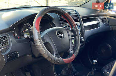 Внедорожник / Кроссовер Kia Sportage 2007 в 