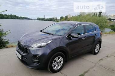 Позашляховик / Кросовер Kia Sportage 2016 в Києві