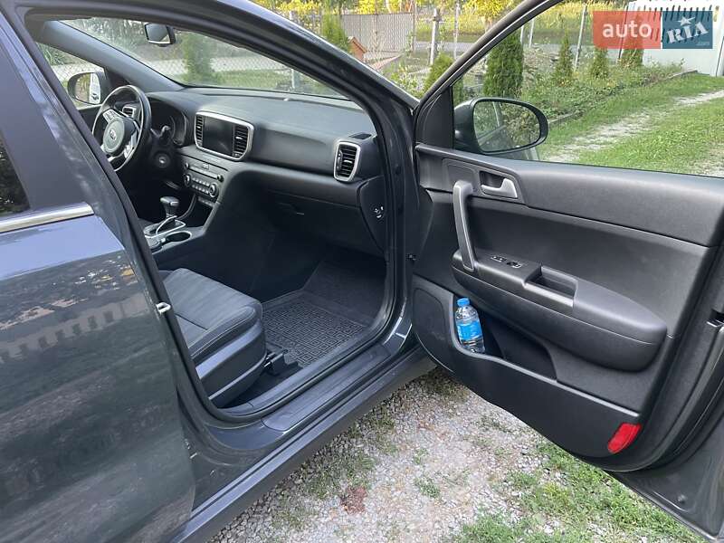 Внедорожник / Кроссовер Kia Sportage 2021 в Каменец-Подольском