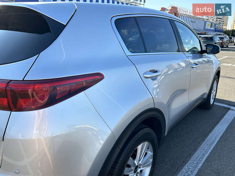 Внедорожник / Кроссовер Kia Sportage 2017 в Киеве