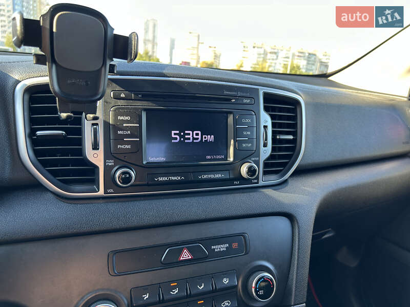 Внедорожник / Кроссовер Kia Sportage 2017 в Киеве