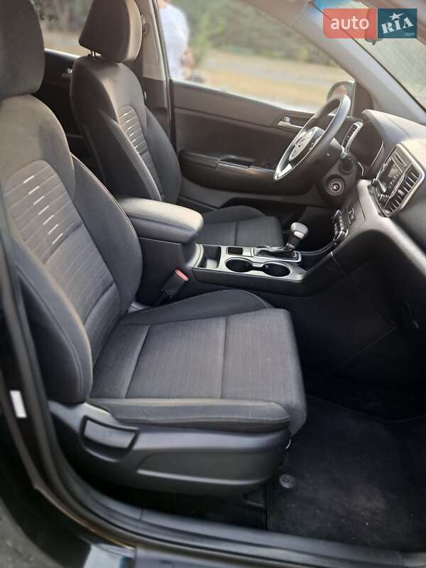 Позашляховик / Кросовер Kia Sportage 2018 в Харкові