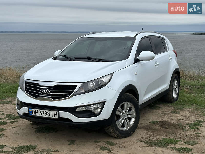 Позашляховик / Кросовер Kia Sportage 2013 в Одесі