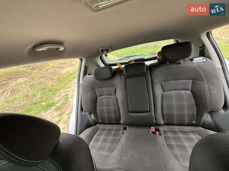 Позашляховик / Кросовер Kia Sportage 2013 в Одесі
