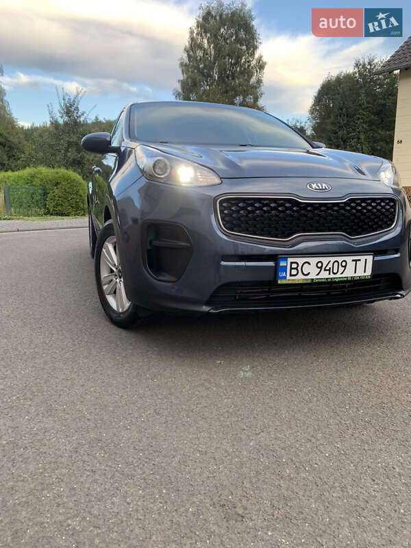 Позашляховик / Кросовер Kia Sportage 2017 в Львові