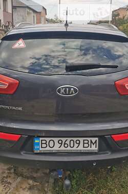 Позашляховик / Кросовер Kia Sportage 2011 в Бережанах