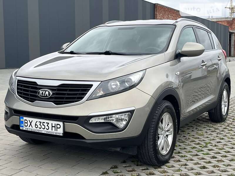 Позашляховик / Кросовер Kia Sportage 2013 в Хмельницькому