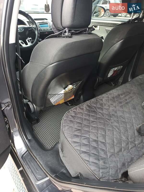 Внедорожник / Кроссовер Kia Sportage 2012 в Херсоне