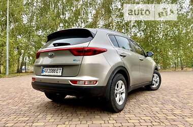 Внедорожник / Кроссовер Kia Sportage 2017 в Харькове