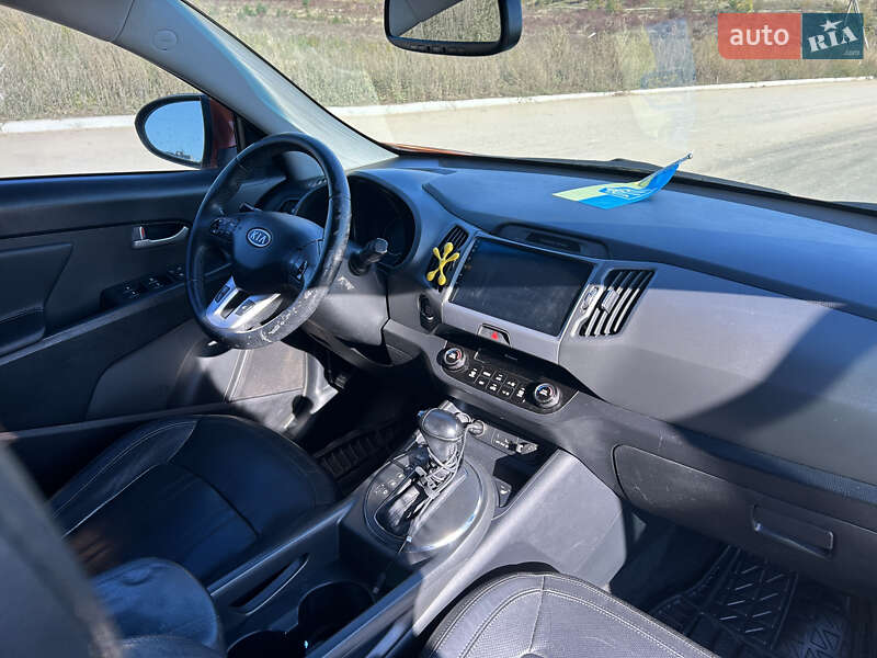 Внедорожник / Кроссовер Kia Sportage 2011 в Ровно