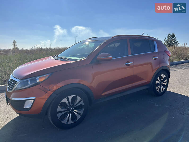 Внедорожник / Кроссовер Kia Sportage 2011 в Ровно