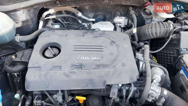 Внедорожник / Кроссовер Kia Sportage 2016 в Шостке