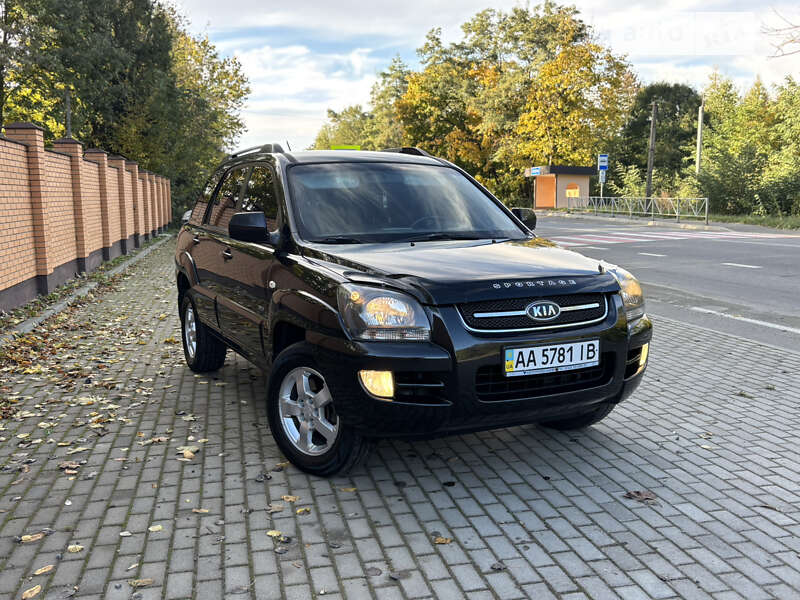 Внедорожник / Кроссовер Kia Sportage 2008 в Красилове