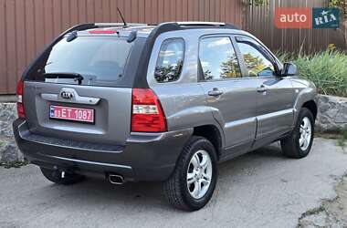 Позашляховик / Кросовер Kia Sportage 2006 в Полтаві