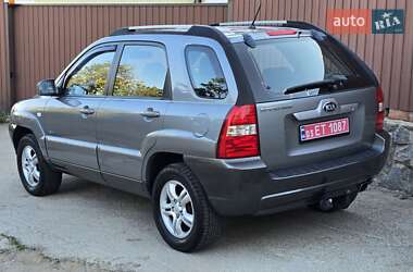 Позашляховик / Кросовер Kia Sportage 2006 в Полтаві