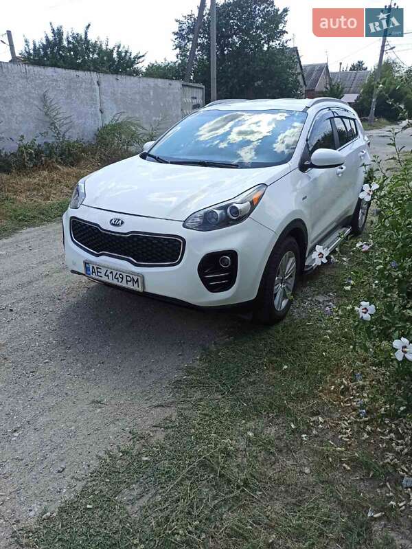 Внедорожник / Кроссовер Kia Sportage 2016 в Запорожье