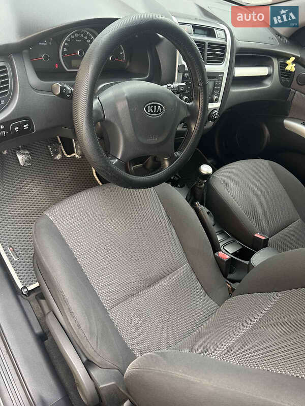 Универсал Kia Sportage 2009 в Снятине