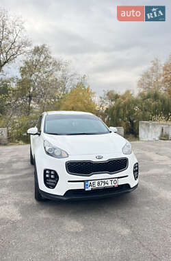 Внедорожник / Кроссовер Kia Sportage 2016 в 