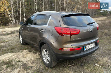 Позашляховик / Кросовер Kia Sportage 2015 в Володимирці