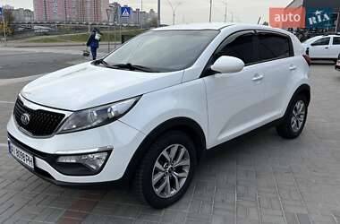 Внедорожник / Кроссовер Kia Sportage 2015 в Киеве